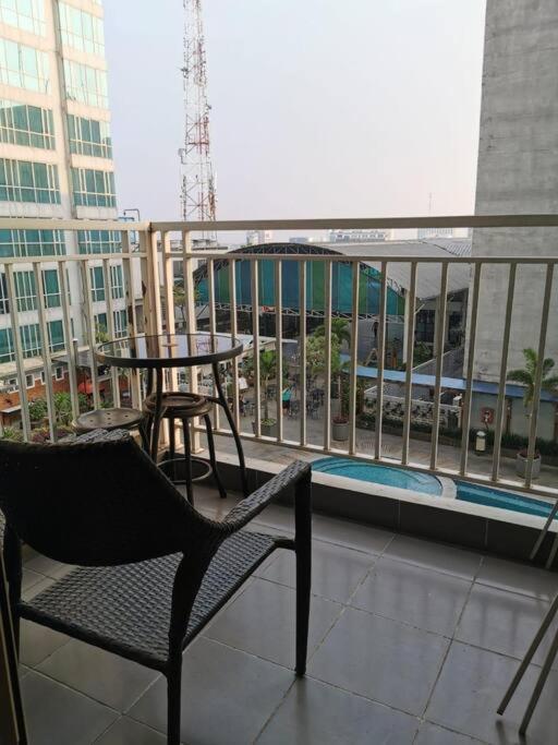 Two Bedroom Apartment At El Royale Hotel Bandung Exterior photo